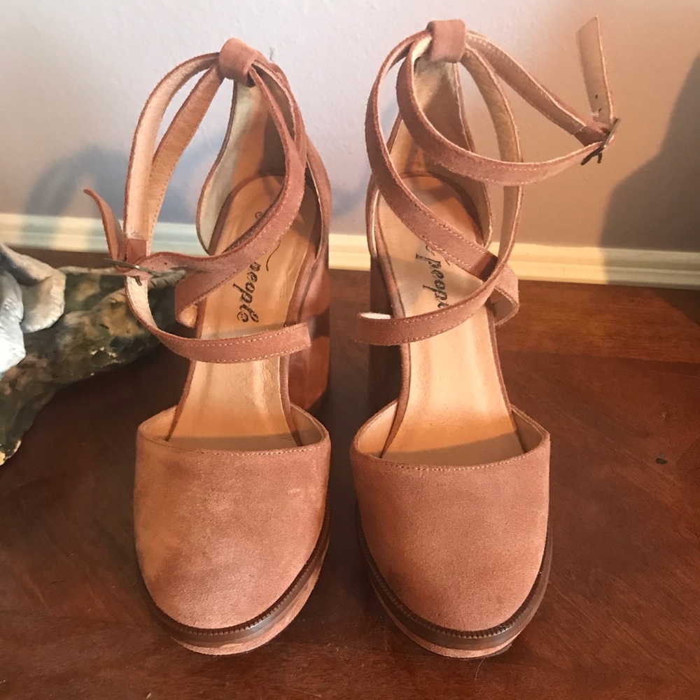 Free people size 36 heels